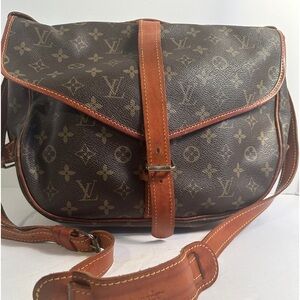 Louis Vuitton Monogram Saumur 35 Crossbody Bag (Saddle Bag)vintage
